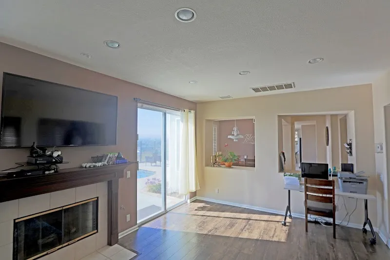 The Last House | Los Angeles Men's Sober Living Program - Photo 5