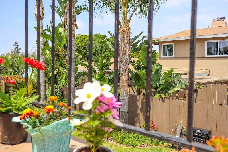 Blue Coast Sober Living - Photo 2