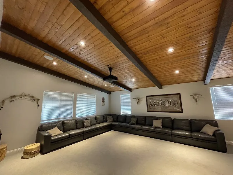 New Life House - Los Angeles Sober Living - Photo 2